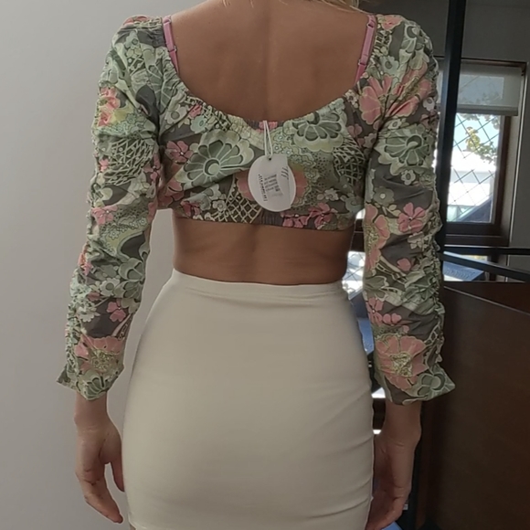 Nwt Gimaguas VOGUE featured vito crop blouse s/M ayai - Picture 10 of 12